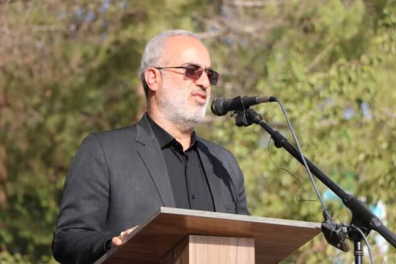 ۳۰ همت مالیات از کرمان اخذ می‌شود اما عدد زیادی به استان برنمی‌گردد